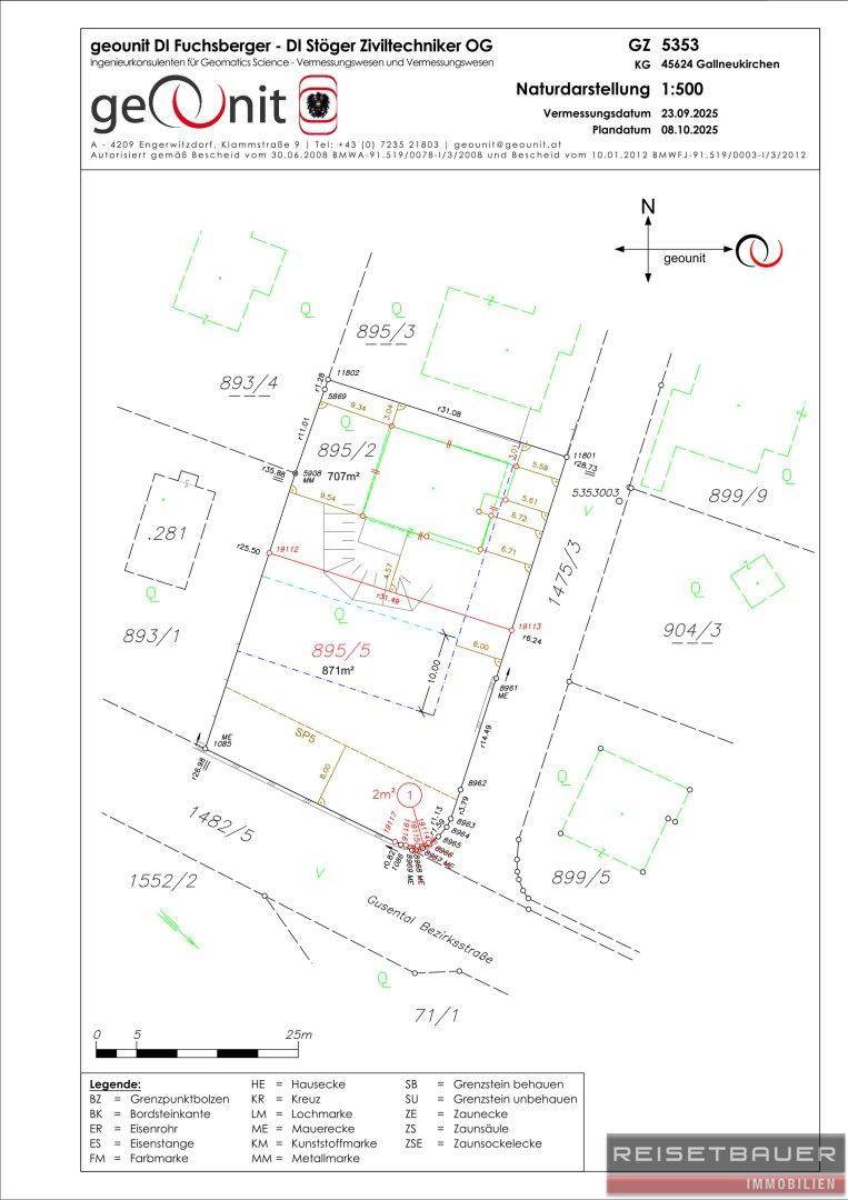 Übersichtlicher Katasterplan mit Grundstücksgrenzen, Flurstücksnummern und der angrenzenden Bezirksstraße.