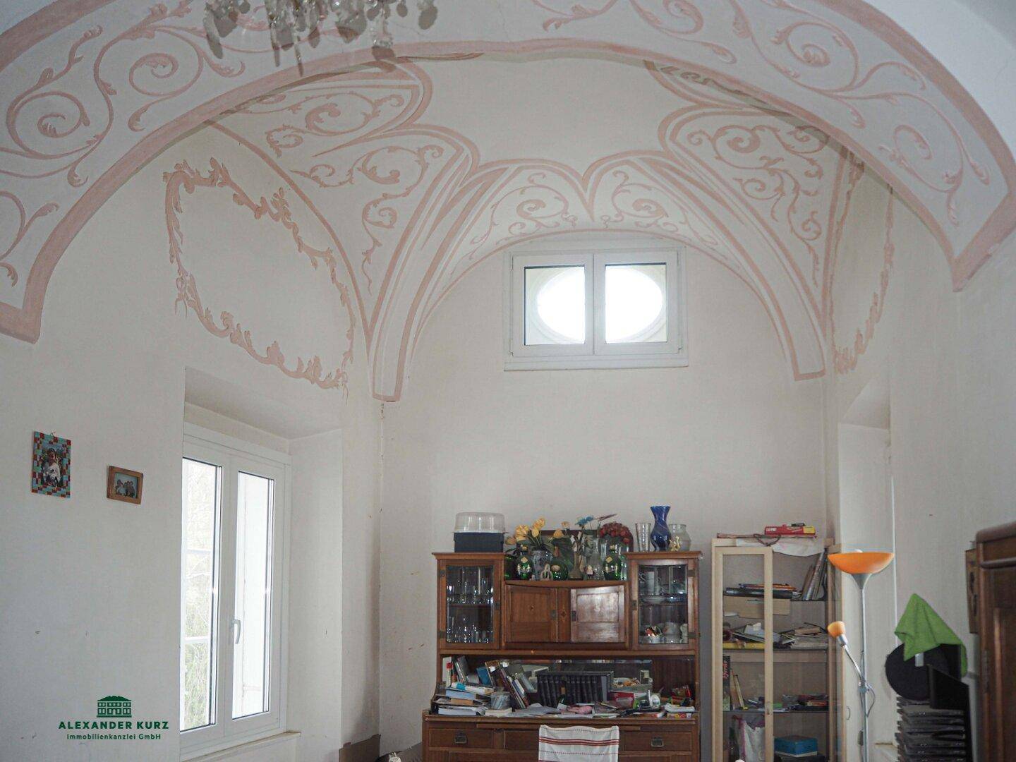 Historisches Herrenhaus mit Nebengebäuden, Immobilien-Kurz-Salzburg