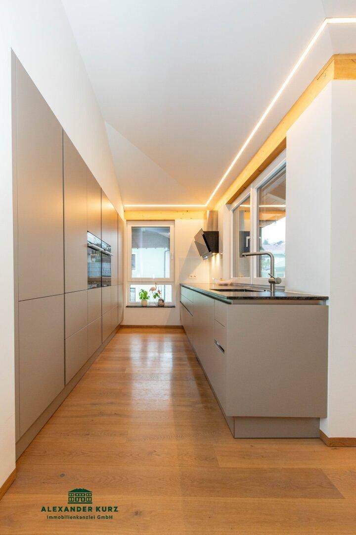 Modernes Penthouse, Immobilien-Kurz-Salzburg