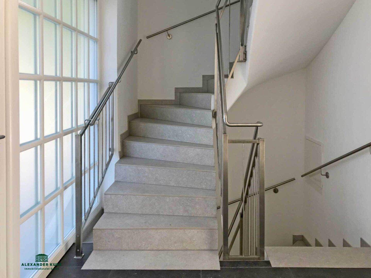 Exklusives Reihenhaus, Immobilien-Kurz-Salzburg