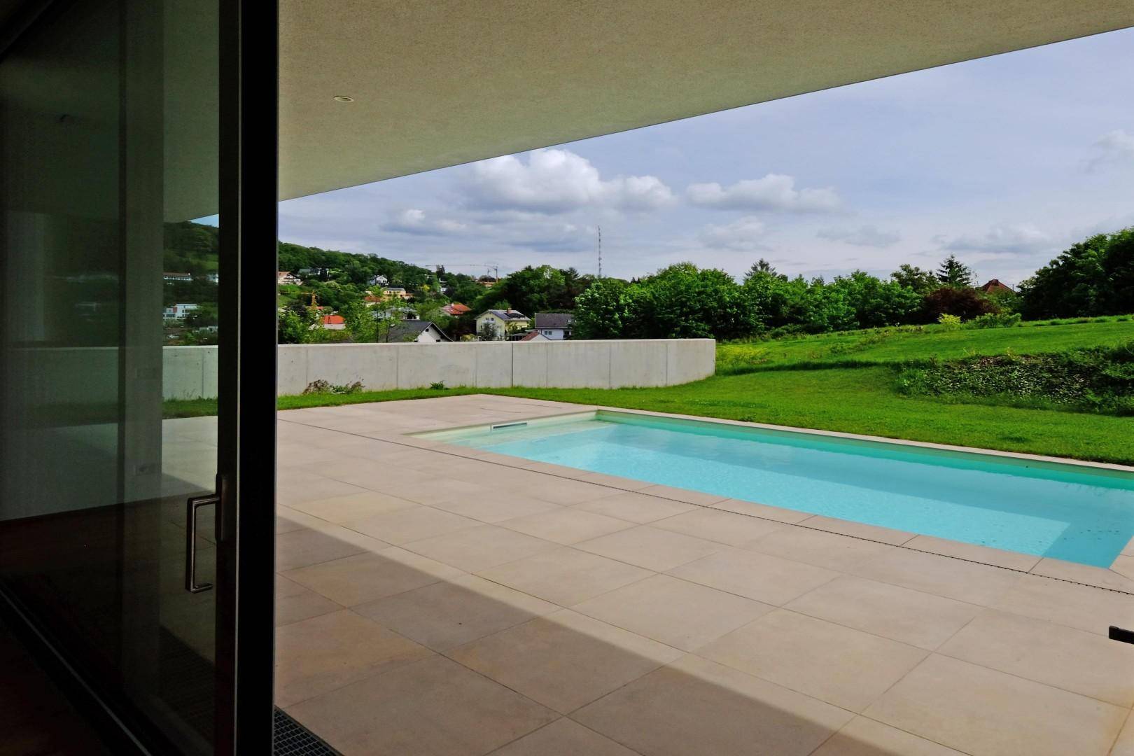 Terrasse und Pool