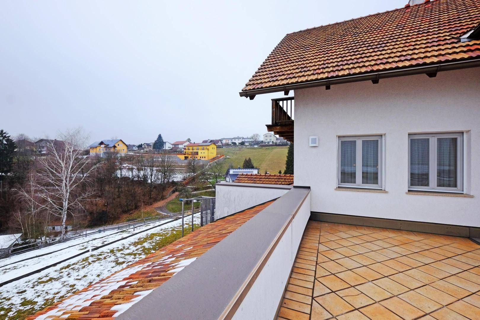 Terrasse und Ausblick