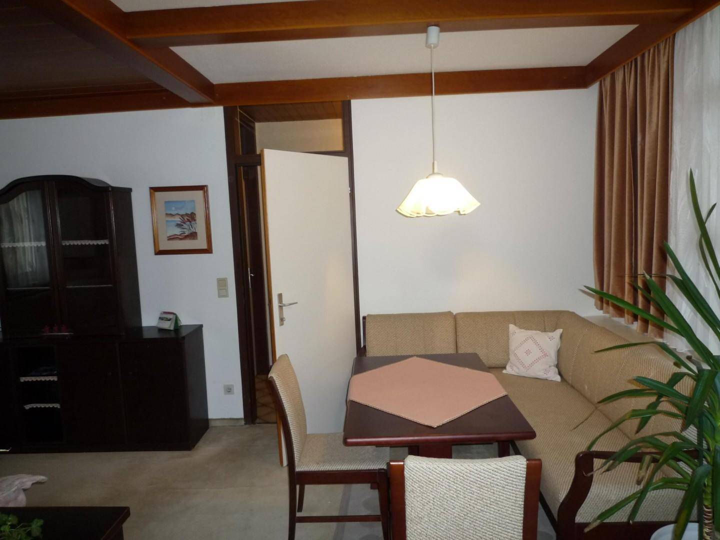 80 qm Familienwohnung mit 2 Schlafzimmern und Tiefgarage in Puchheim! - Ansicht 4