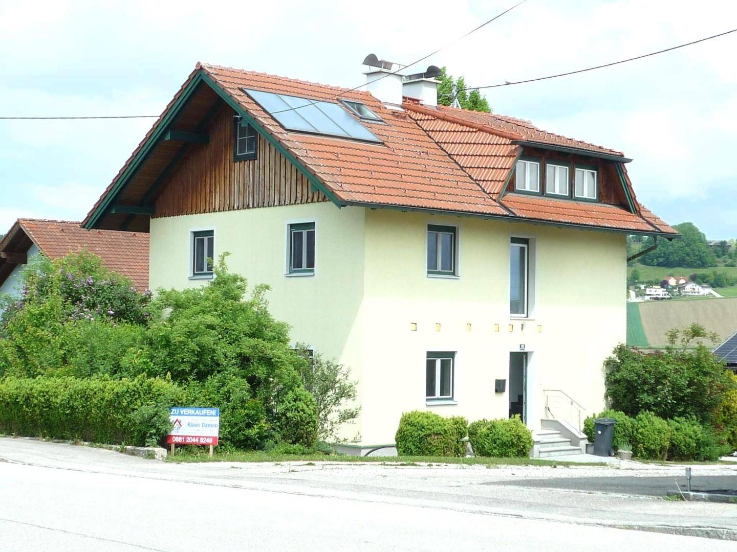 Gerneralsaniertes Anlegerhaus mit 2 Wohnungen oder Familienhaus! - Ansicht 3