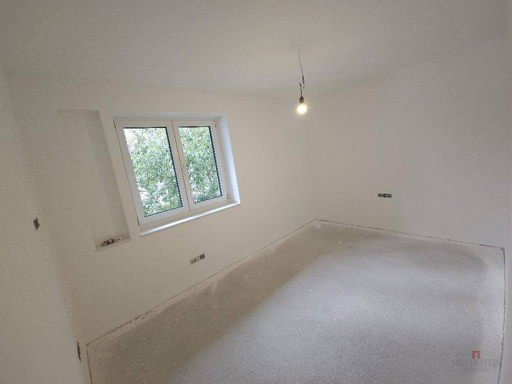 Exklusive Wohnung im Dreiparteienhaus in beliebter, zentrumsnaher Lage - Mehr