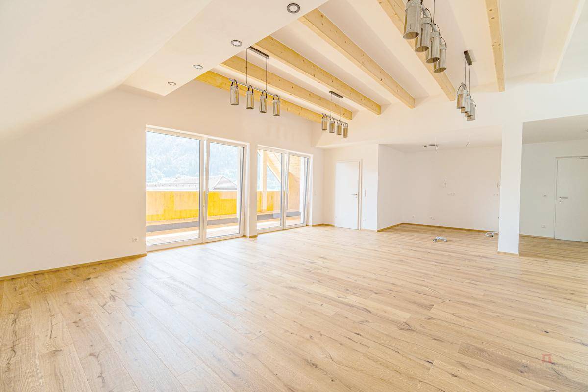 Traumhaftes Penthouse in komplett saniertem Altbau – pohled 5
