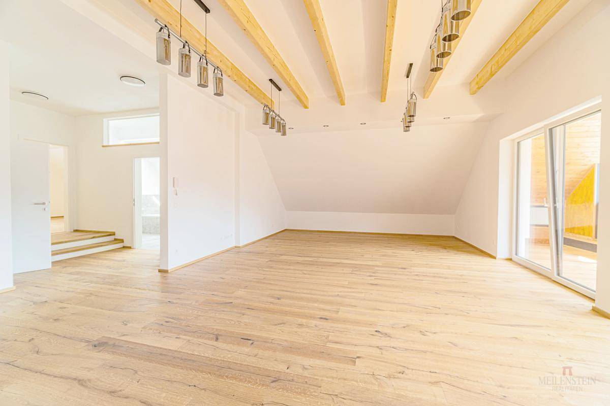 Traumhaftes Penthouse in komplett saniertem Altbau – pohled 6