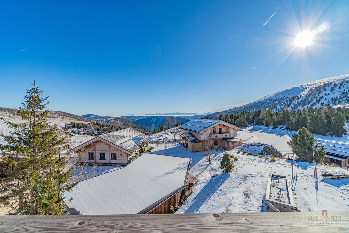 Ausblick vom Balkon der "Bogi Alm"