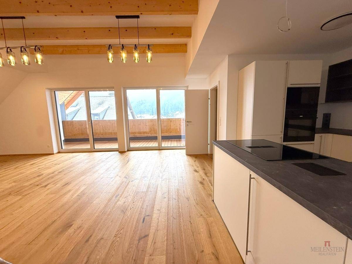 Traumhaftes Penthouse in komplett saniertem Altbau – pohled 4