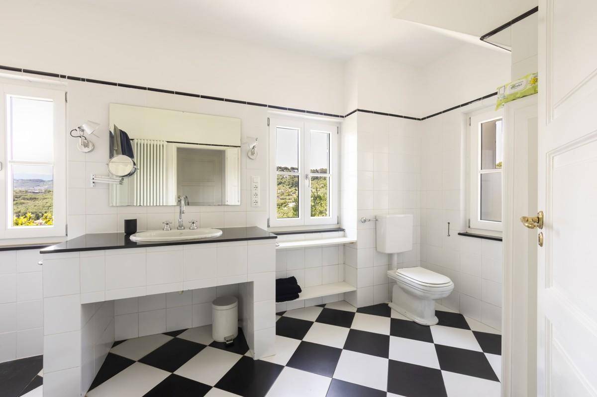 ZBathroom