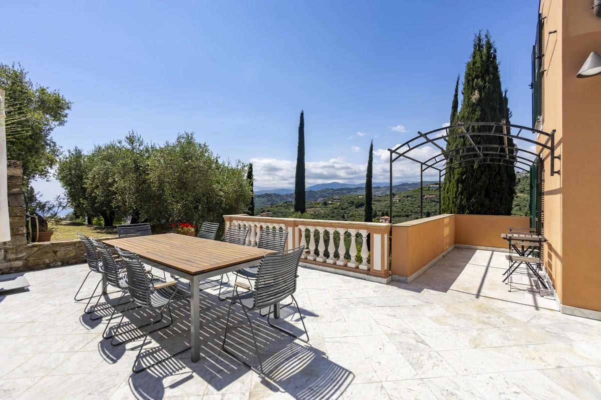 Terrace2