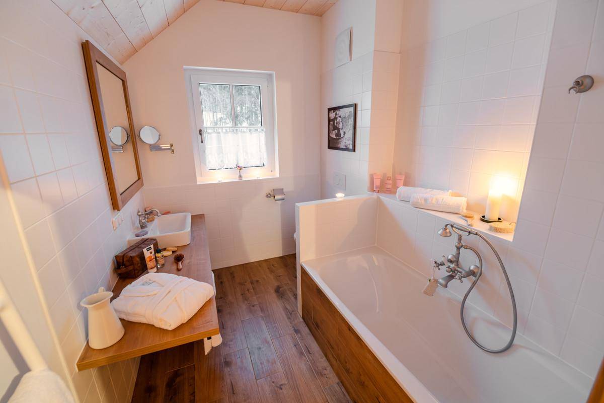 Haus Gössl_Badezimmer1(c)NDZ