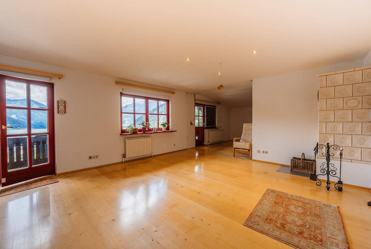 Zell am See von oben – 250 m² Landhaus mit Seeblick zur Miete - Ansicht 3