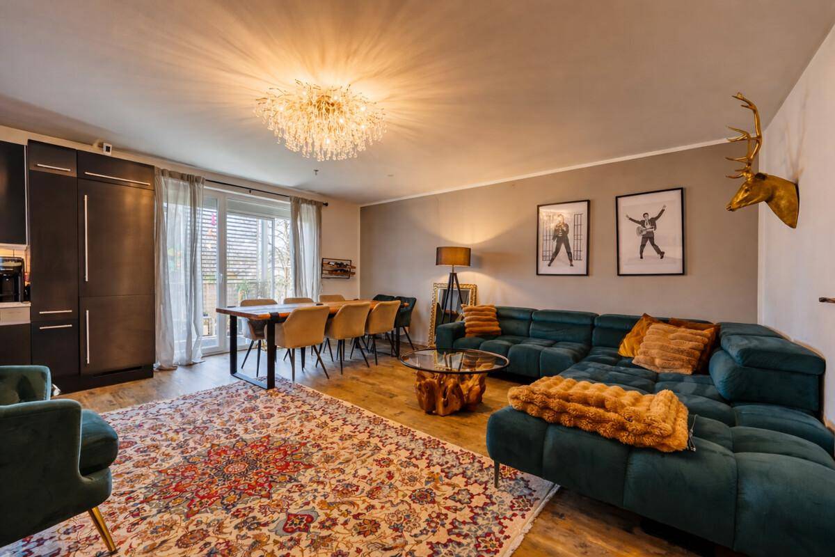 Aigen: Top geschnittene Wohnung mit Balkon – pohled 2