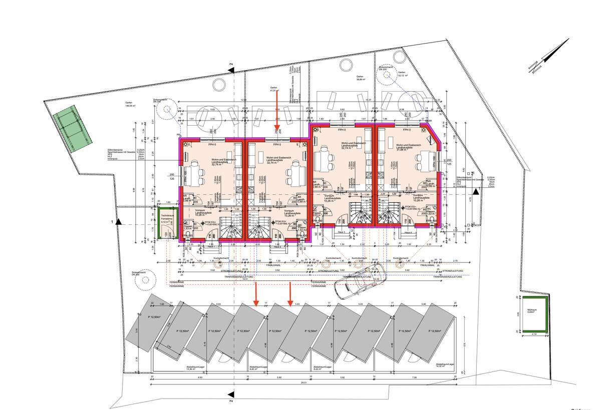 Gesamtgrundriss der beiden Gebäude mit Parkplätzen und detaillierter Raumaufteilung.