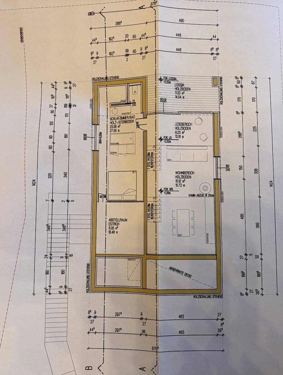 Grundriss des Obergeschosses mit Wohnbereich, Essbereich, Loggia und Schlafzimmer, gut aufgeteilt.