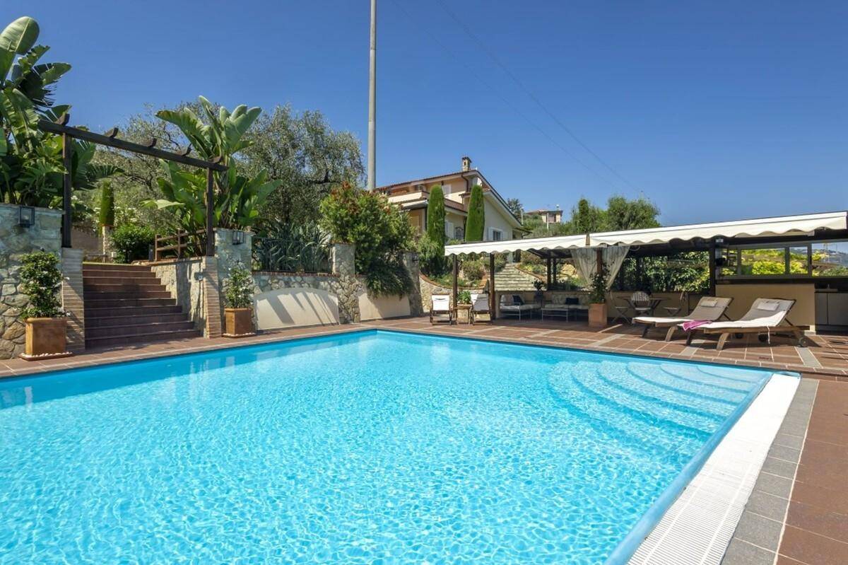 Piscina2