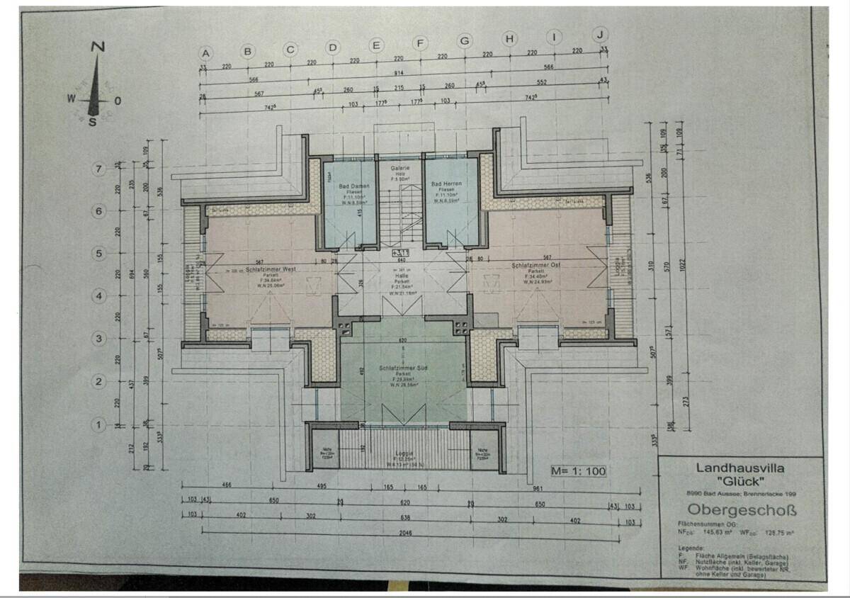 Grundriss des Obergeschosses einer Landhausvilla mit Schlafzimmern und Bädern.