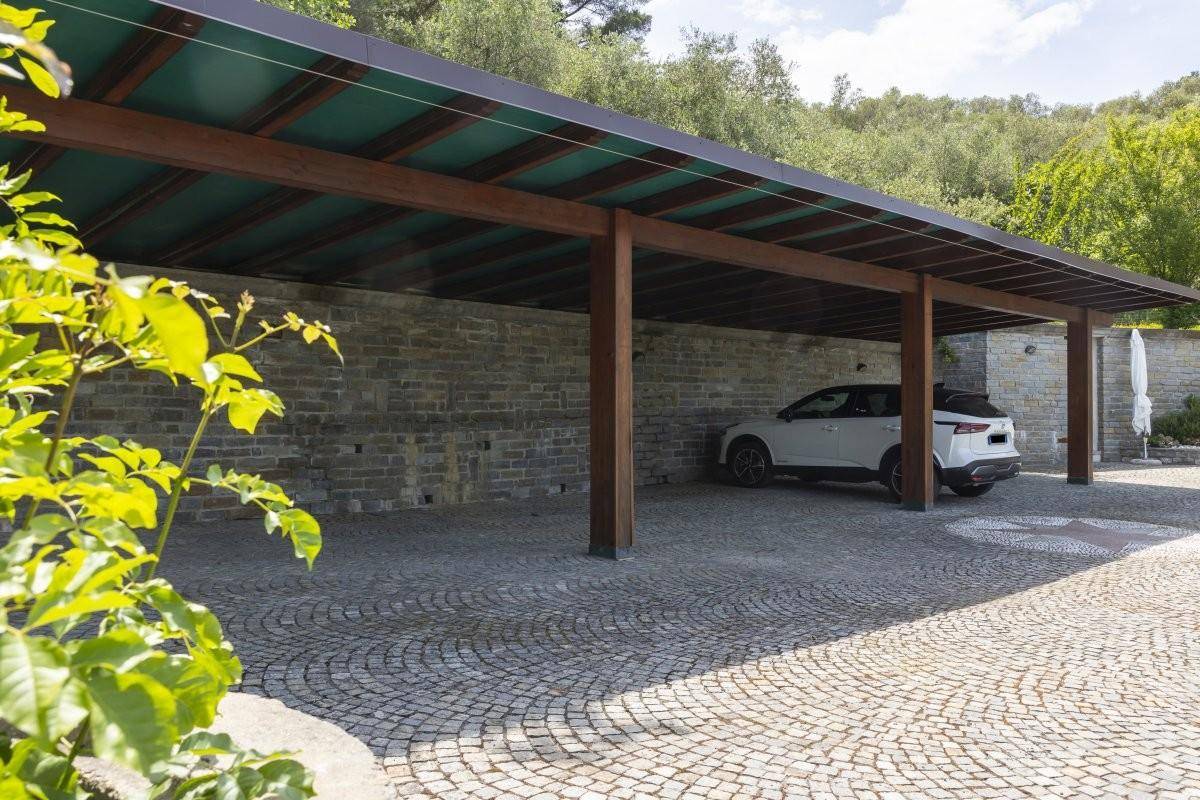 Carport