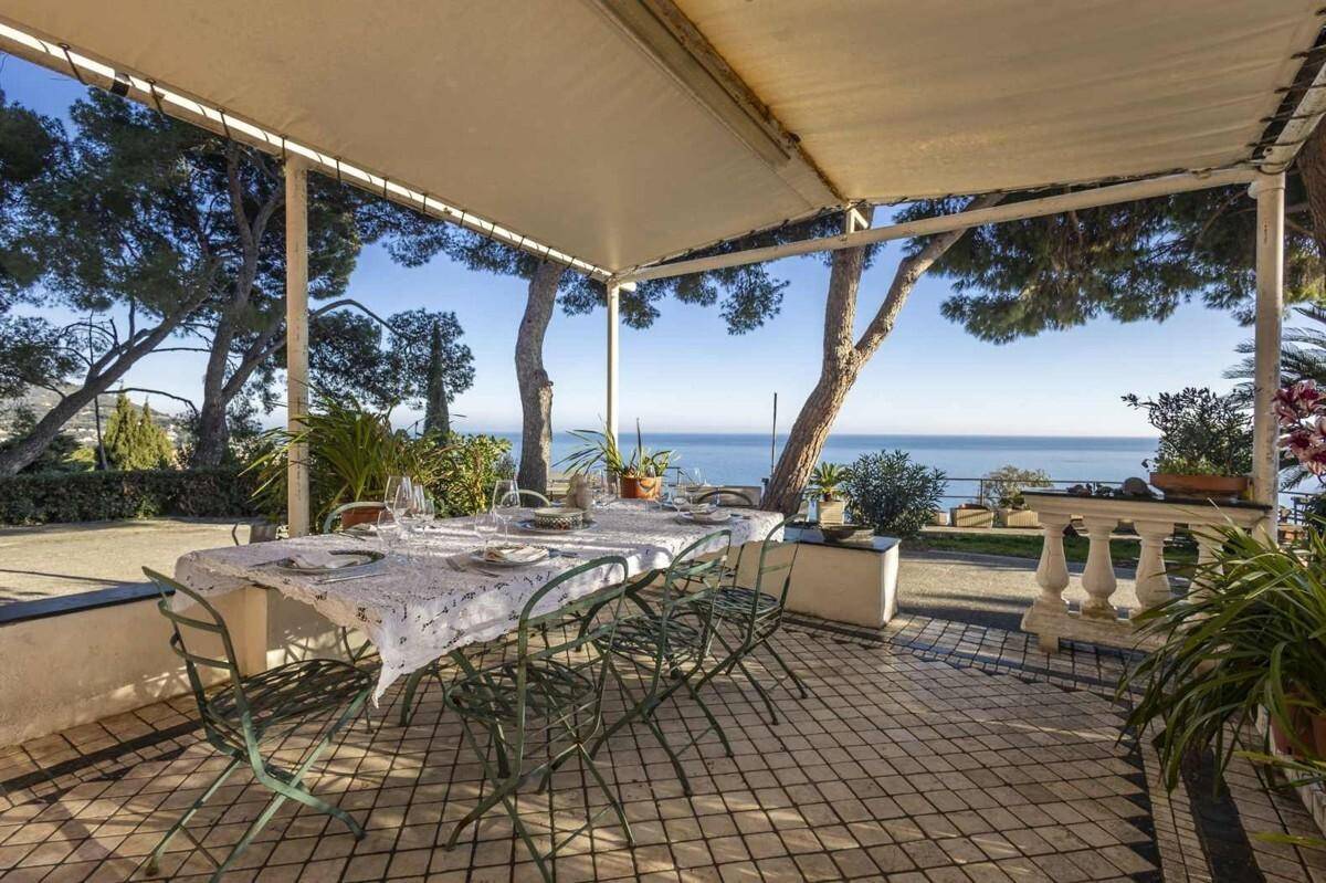 Terrazzo e vista