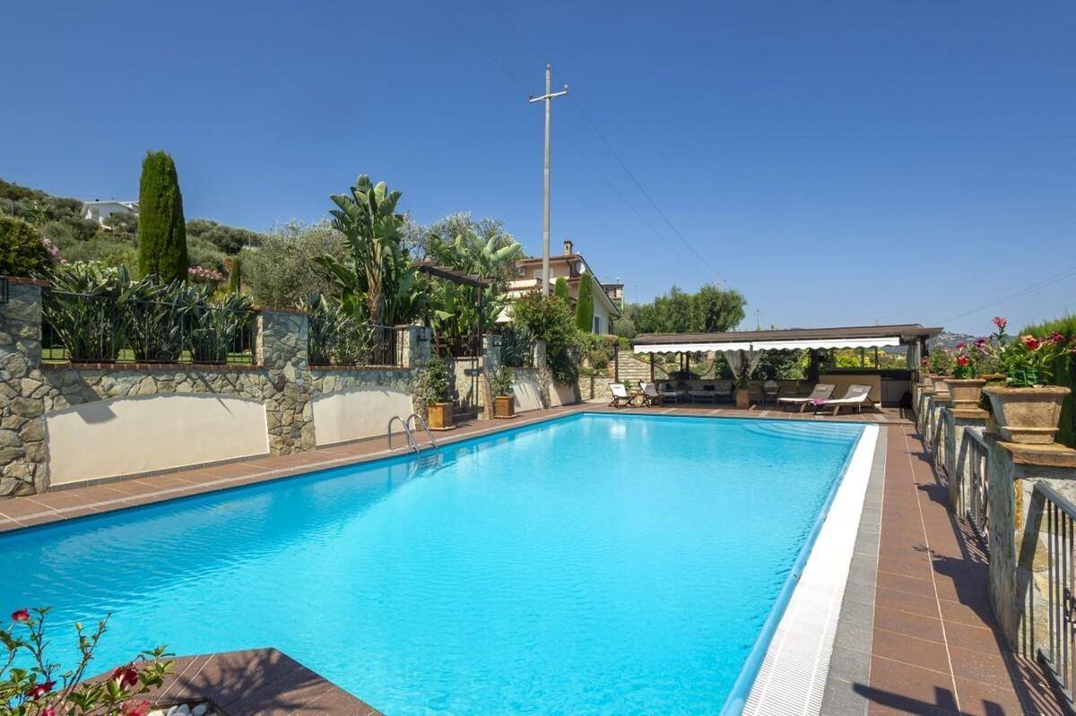 Piscina3