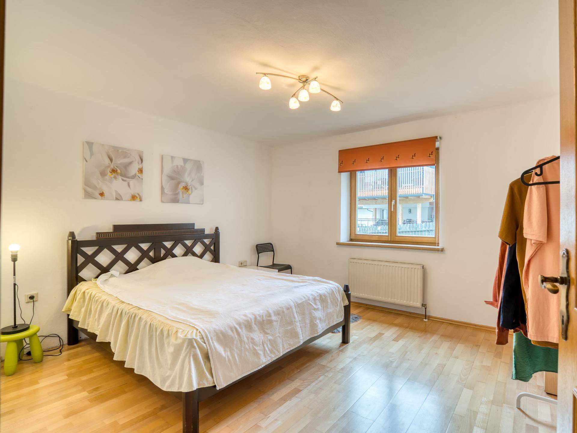 Wohnung Parterre Süd mit ca. 55 m², 3 Zimmer, großer Hausgang