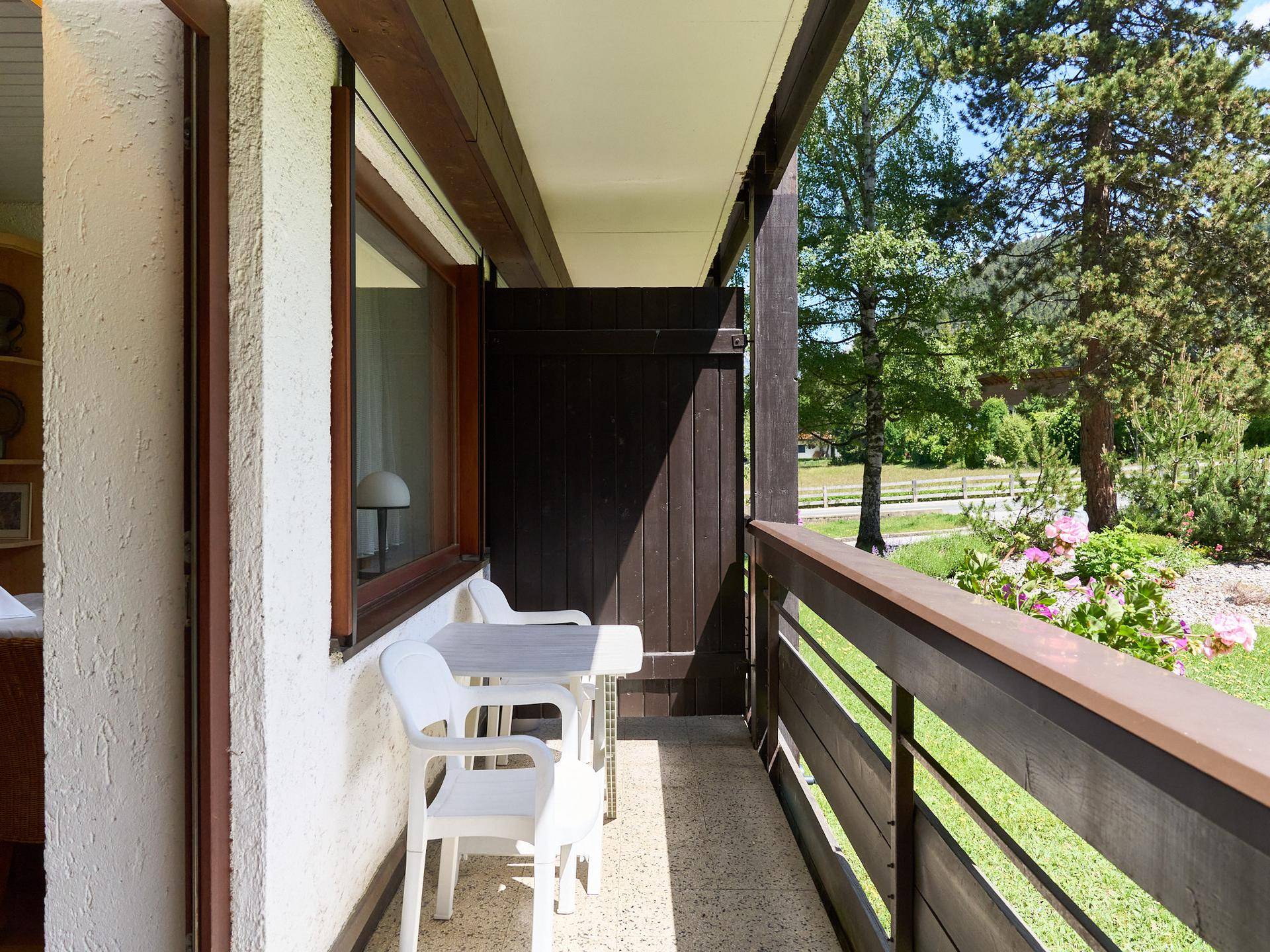 Freizeitwohnsitz/ Investment mit Tiefgarage im Haus Birkenwald - Ansicht 5