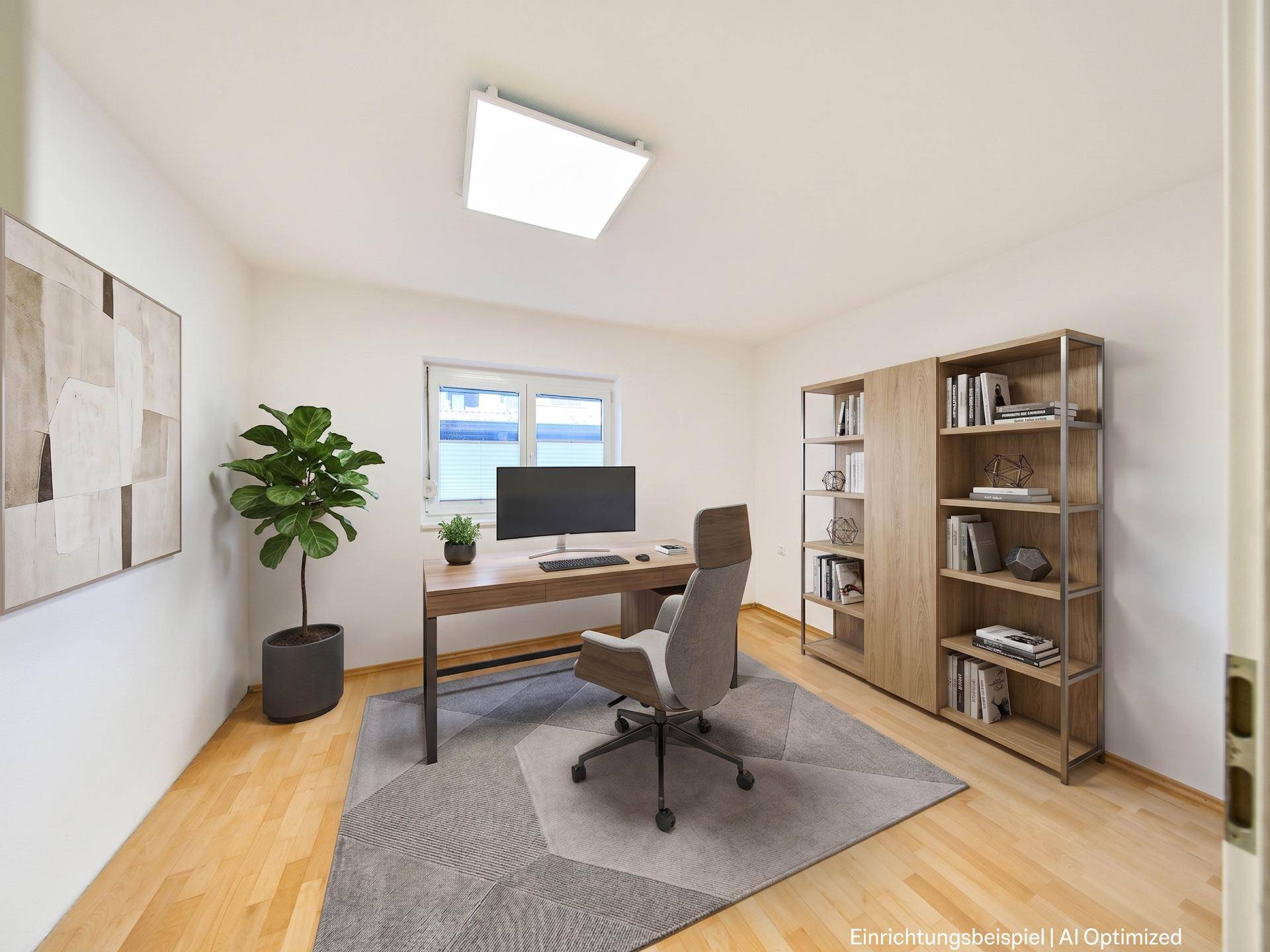 Funktionales Arbeitszimmer mit Holzboden, großem Schreibtisch und einem Bücherregal.