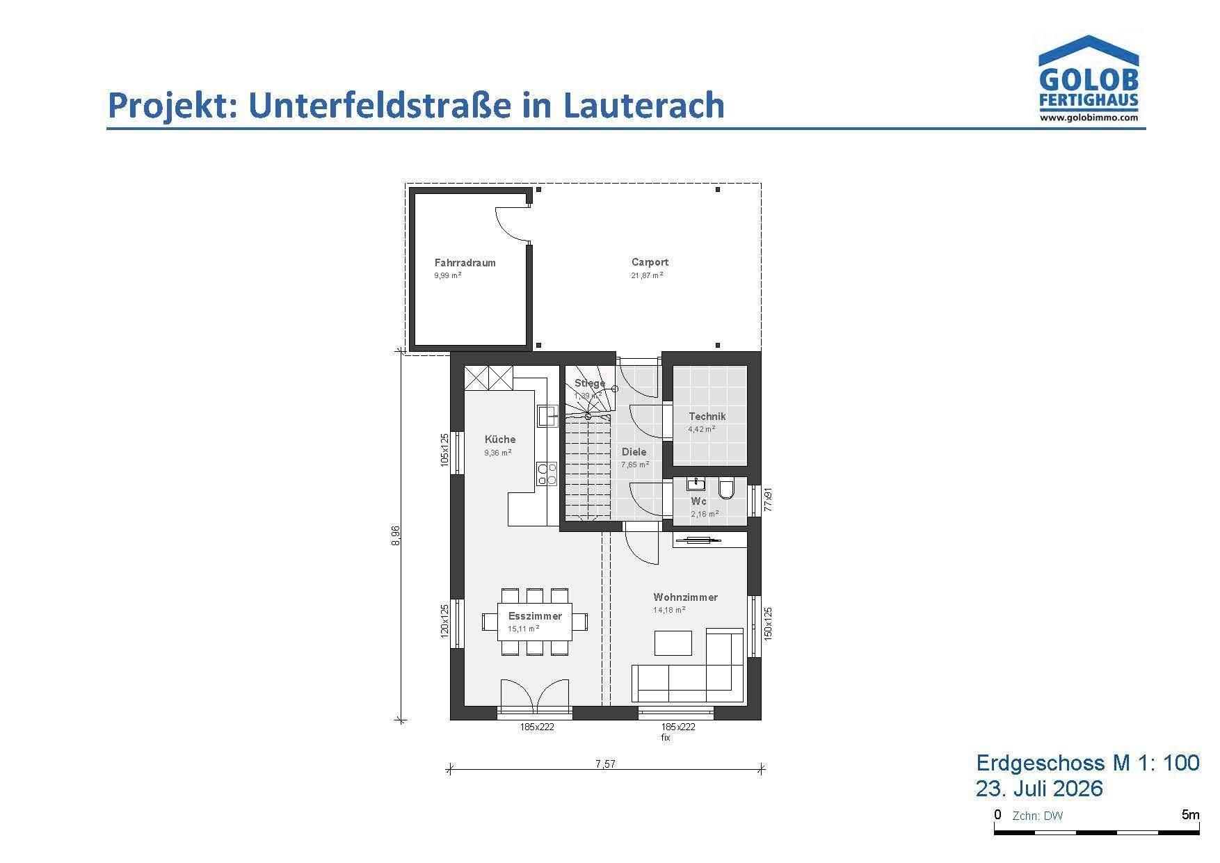 Grundriss des Erdgeschosses mit offener Küche, Ess- und Wohnbereich sowie Carport und Technikraum.