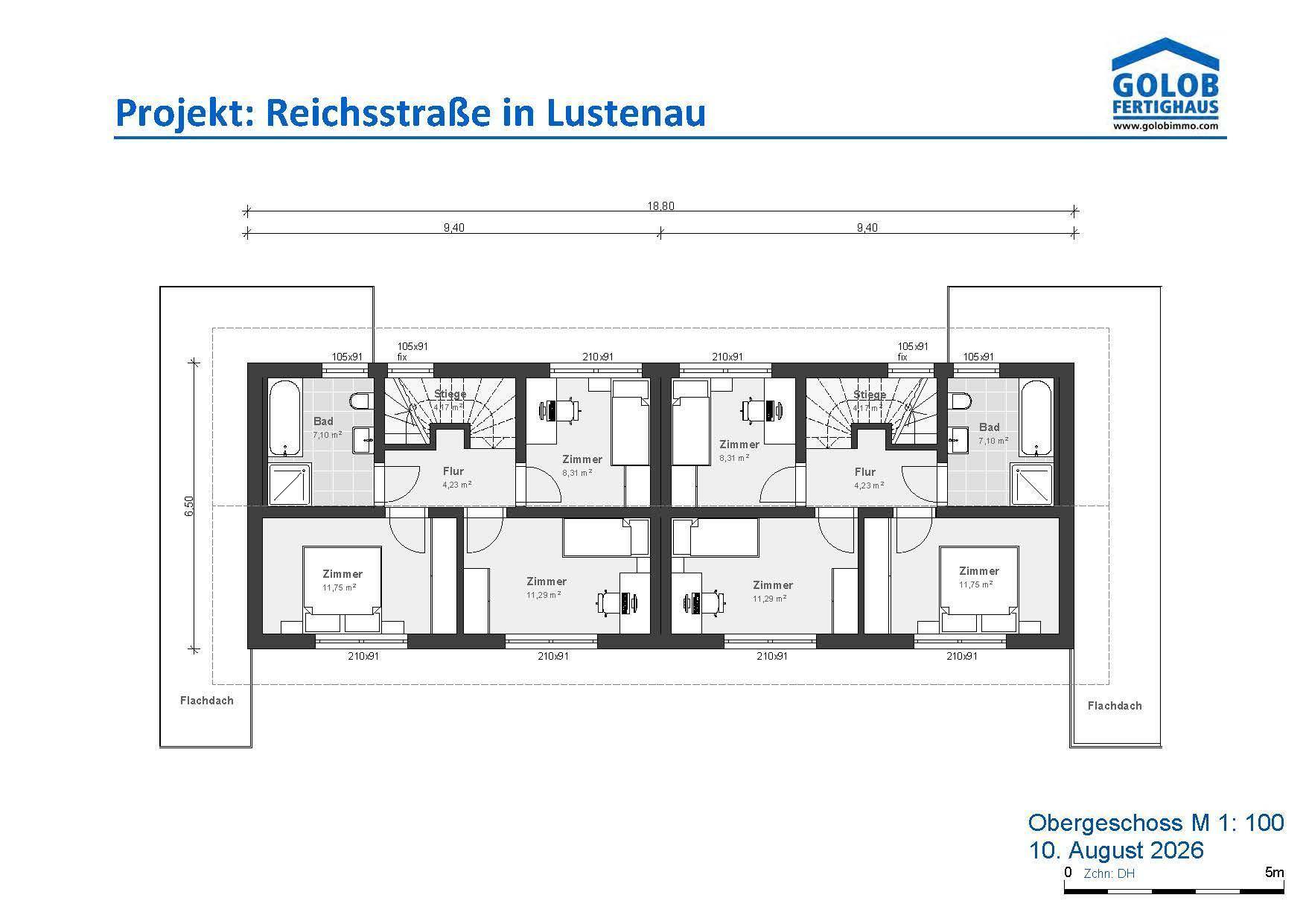 Grundriss des Obergeschosses mit mehreren Zimmern, Bädern und Flachdach-Bereichen.