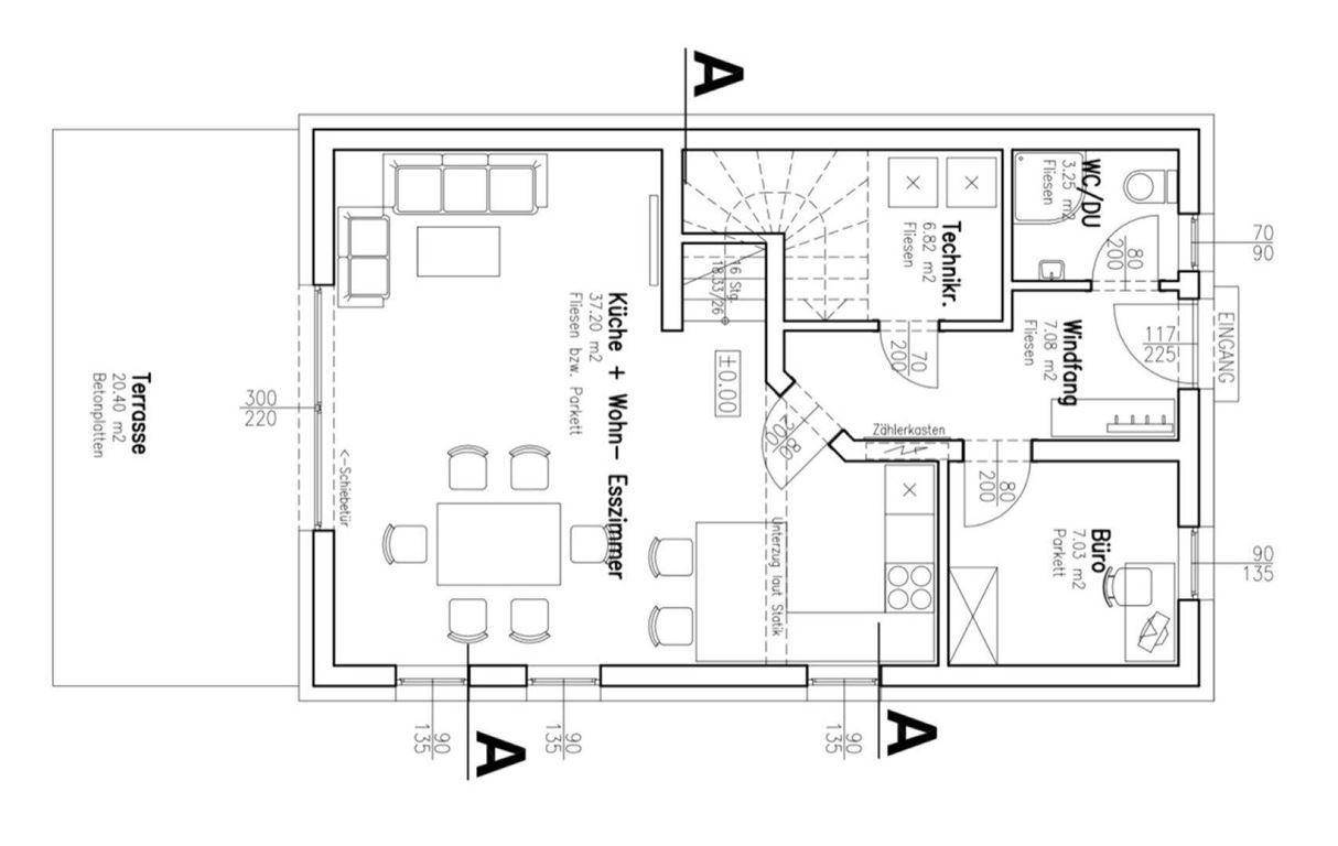 Grundriss des Erdgeschosses mit offenem Wohn-Essbereich, Küche, Büro und Terrasse.