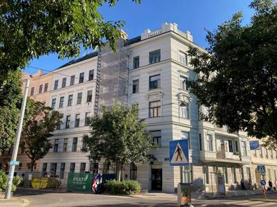 3-Zimmer-Altbauwohnung mit Balkon, 99 m², Brigittenau, Brigittenau