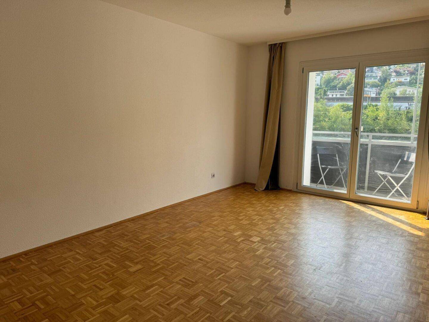 Wohnzimmer /SZ rechts