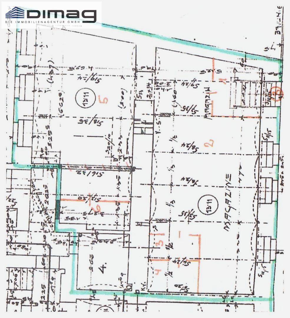 Übersichtlicher Grundriss mit verschiedenen Räumen und Lagerflächen, inklusive handschriftlicher Ergänzungen.