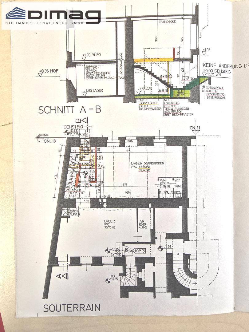 Schnittansicht A-B und Grundriss des Souterrains mit Lagerflächen und Treppen, detailliert die Untergeschosse.