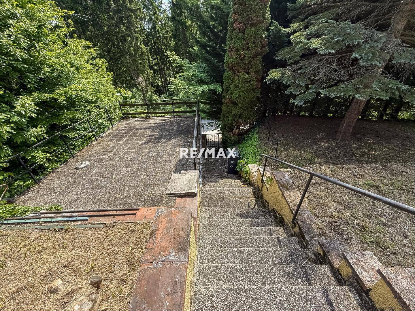 Aufgang, Terrasse