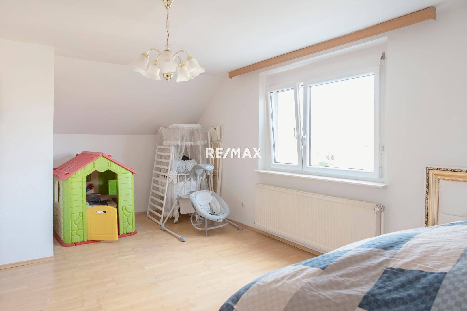 Schlafzimmer 2 OG