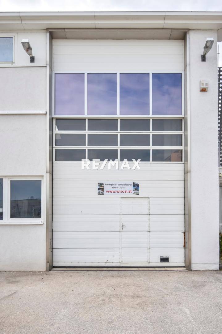 Zufahrt Hallenbereich