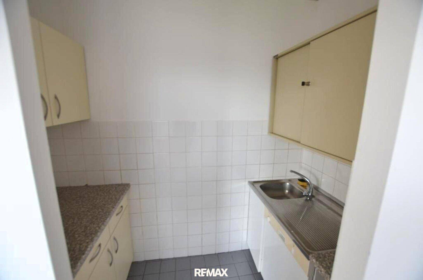 Büros in Himberg, diverse Größen. – další