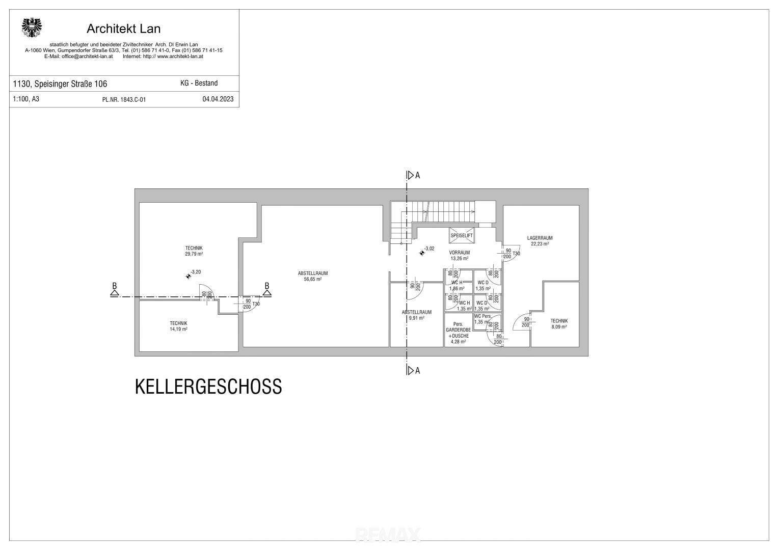 Grundriss des Kellergeschosses mit Technikräumen, Abstellflächen und Sanitäranlagen.