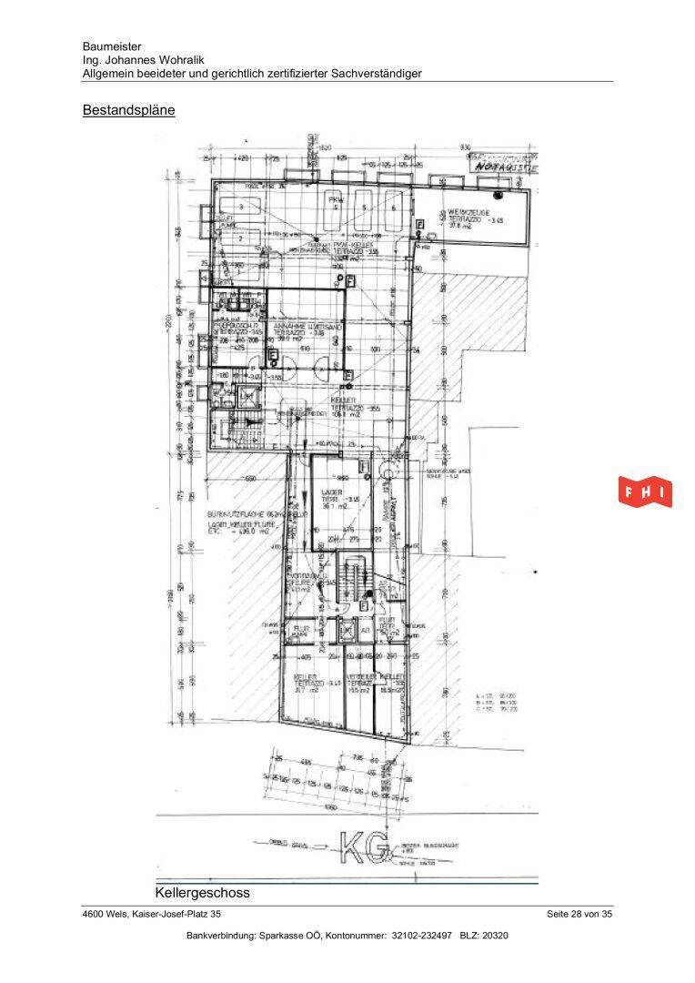 Grundriss des Kellergeschosses mit verschiedenen Räumen und technischen Installationen.