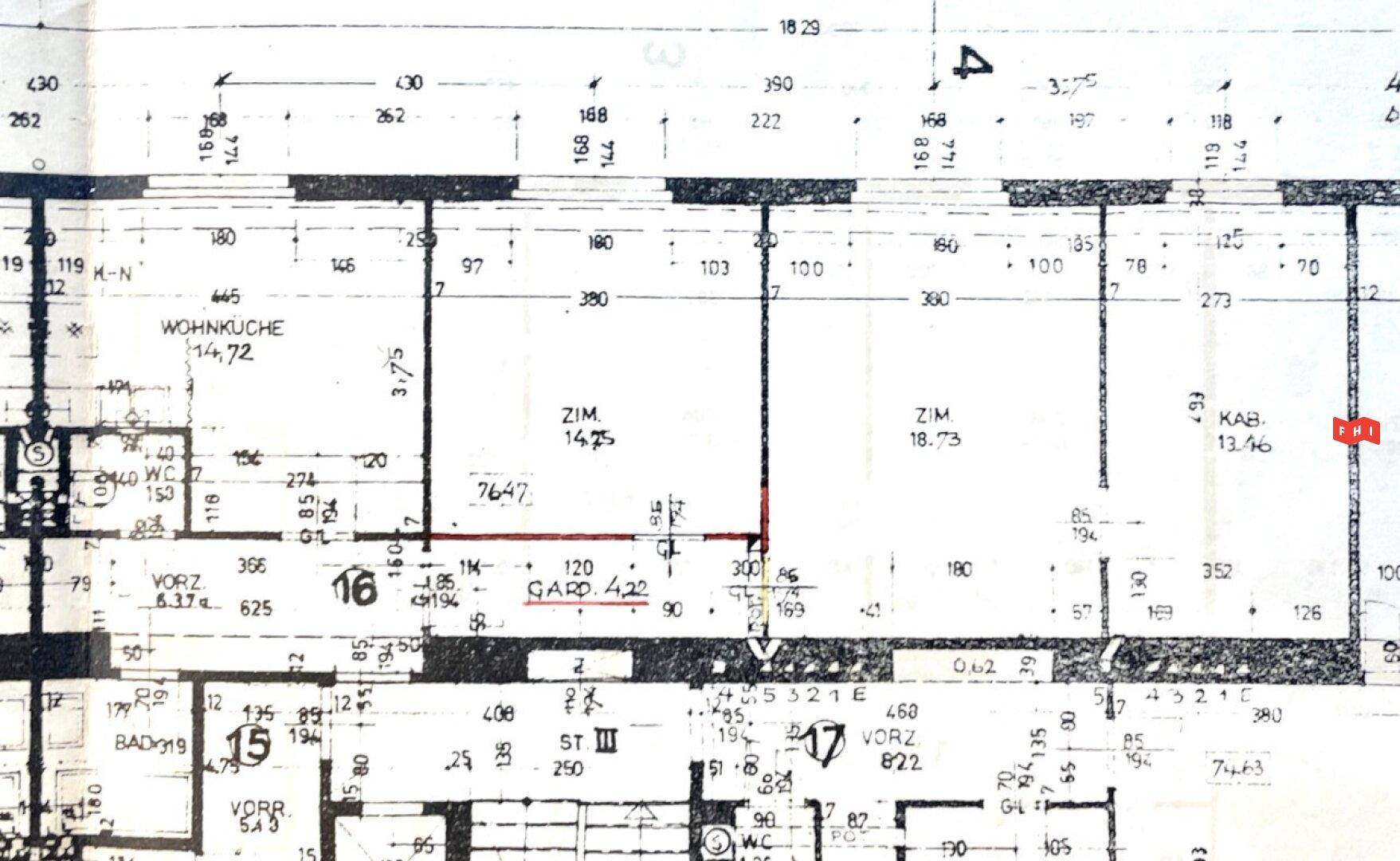 Historischer Grundriss einer Wohnung mit mehreren Zimmern, separater Küche und Bad.