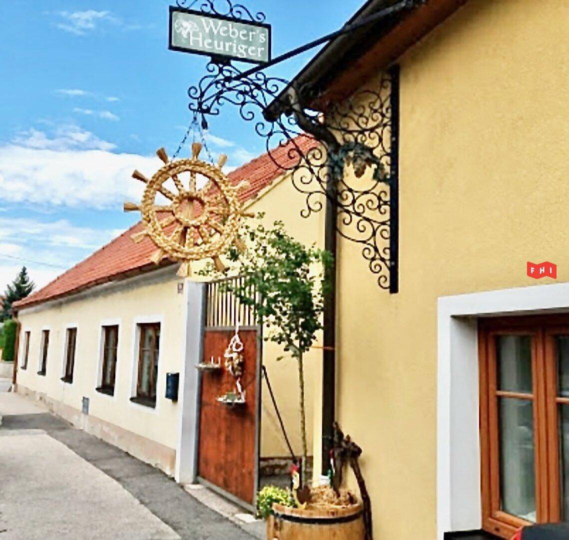 Tradititioneller Vierkanthof mit 2 Wohnhäusern, Heurigenlokal &amp; Hofladen Nähe Stift Göttweig bei Krems - Ansicht 6