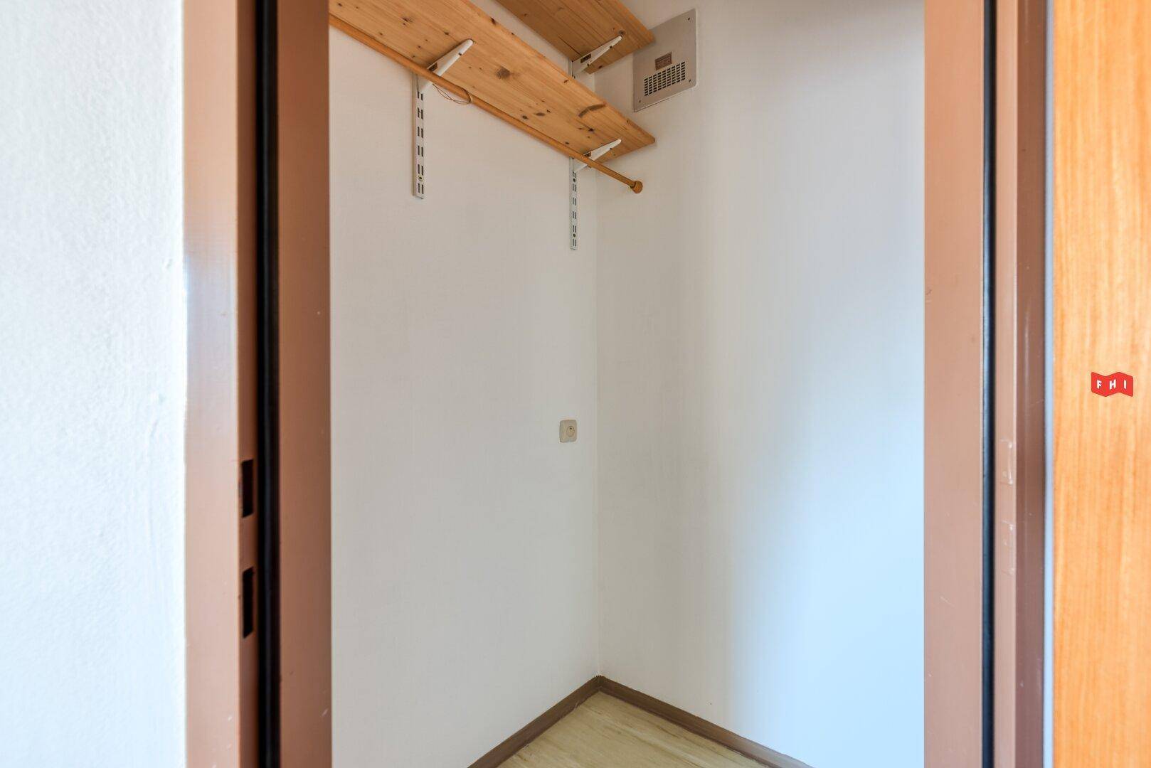 Slide 32