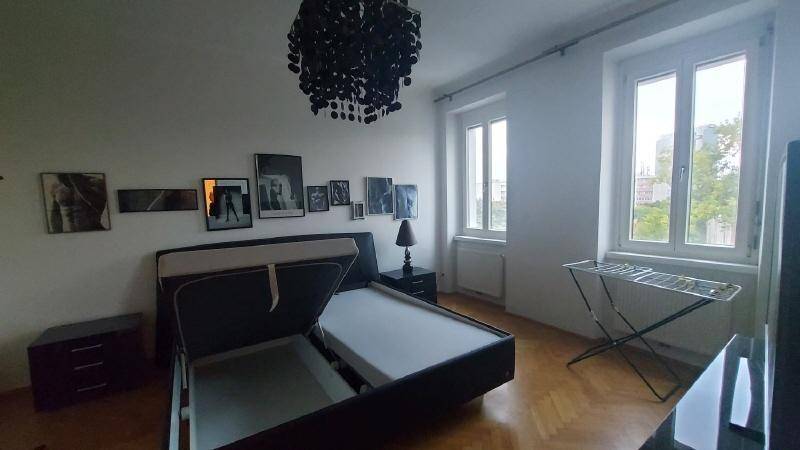 Schlafzimmer_20251009_174205