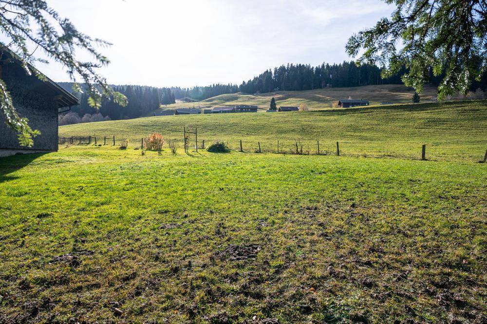 Ruhig gelegenes Grundstück mit Blick ins Grüne - Ansicht 5
