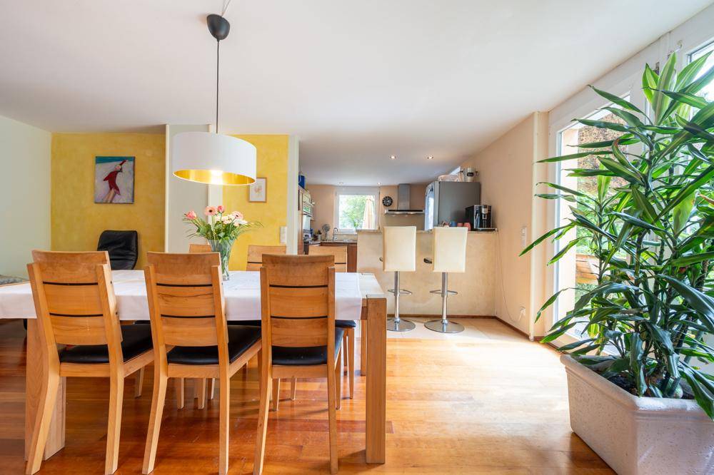 Schönes Haus mit großem Garten – pohled 5