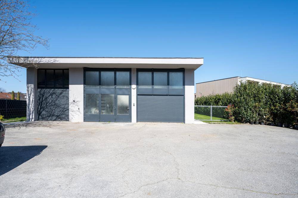 Halle/Garage