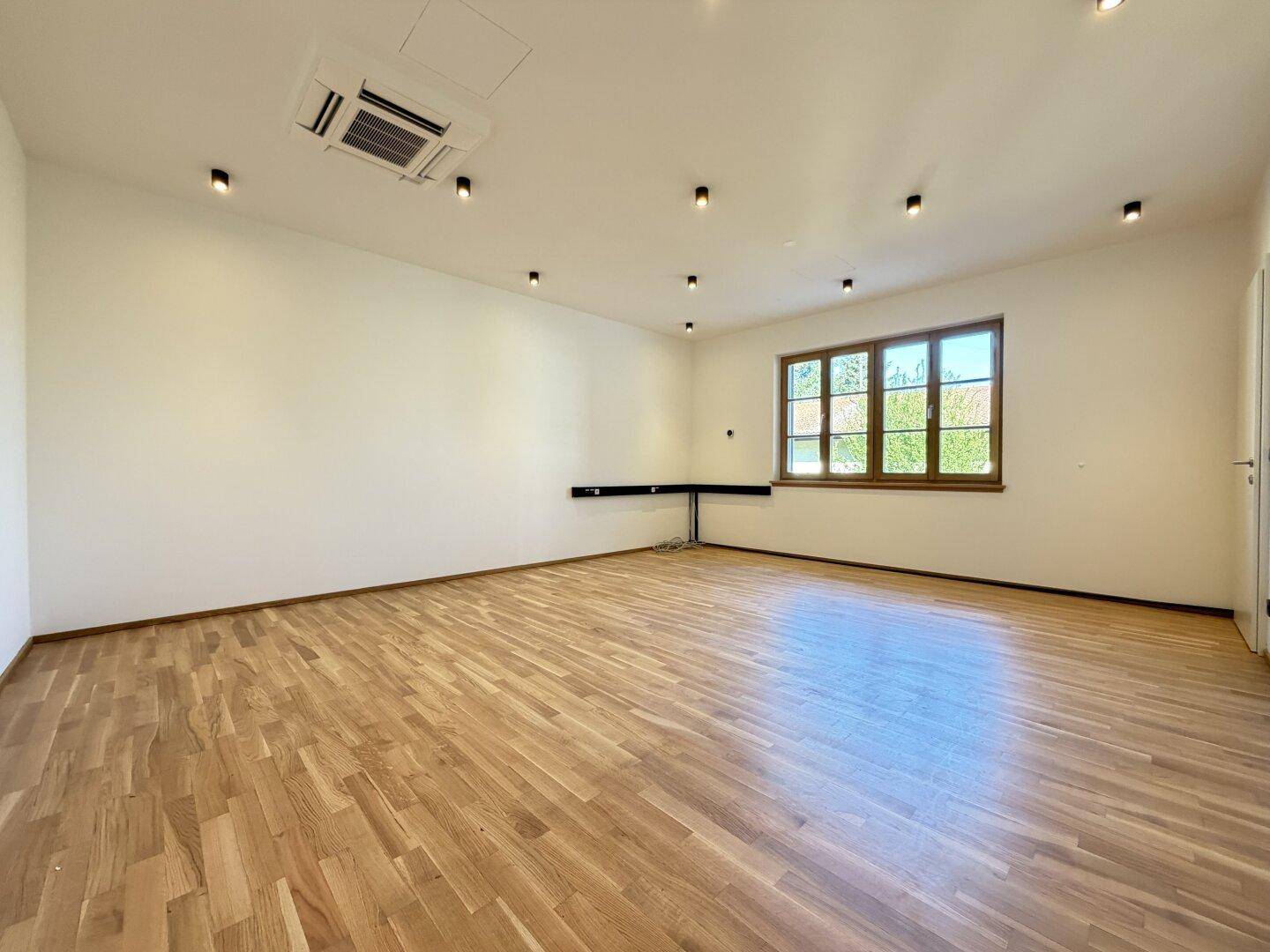 Wals: Hochwertiges Büro / Praxis mit ca. 198 m² – pohled 6