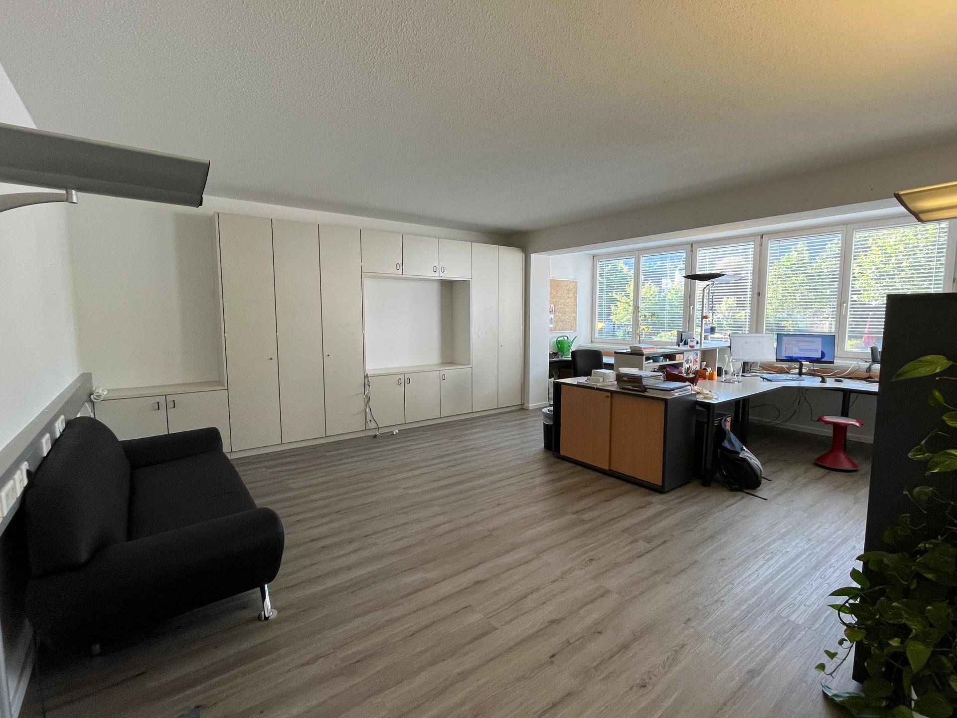 Attraktive, möblierte und klimatisierte Bürofläche am Stadtpark Kufstein - provisionsfrei! – pohled 6